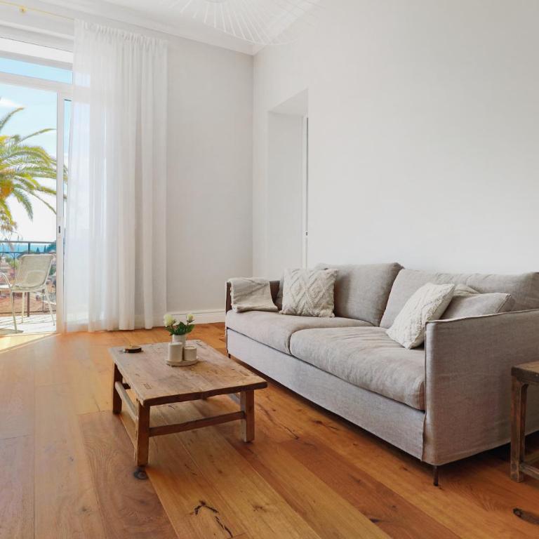 Bright Renovated and Spacious Apartment - Appartement - Vue sur Mer - 4