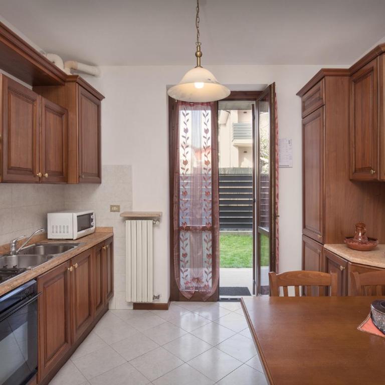 Casa Lory-Appartamento a Garda - Appartamento con 3 Camere da Letto - 7
