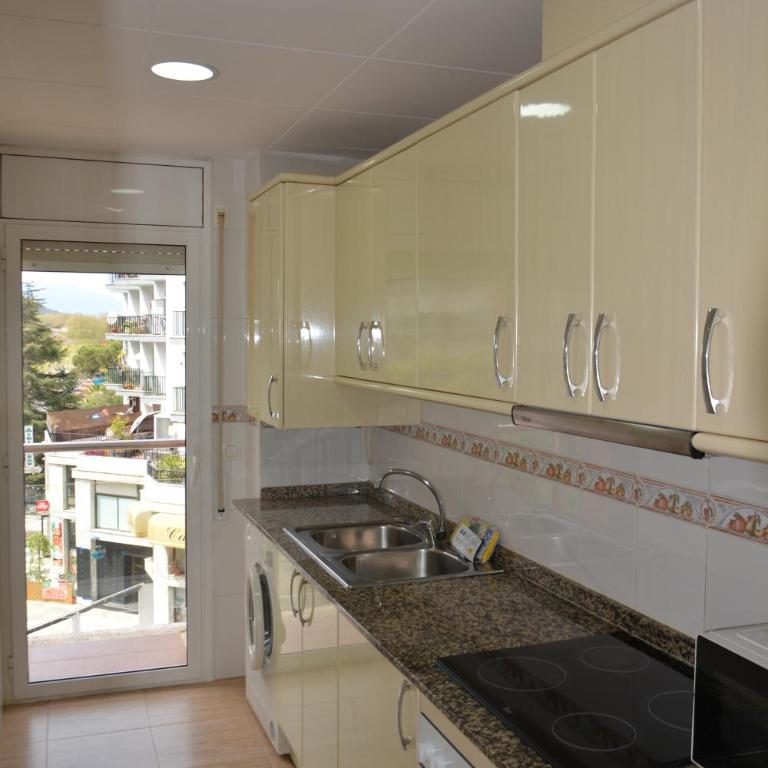 APCOSTAS Villa de Madrid - Apartamento de 2 dormitorios - 28