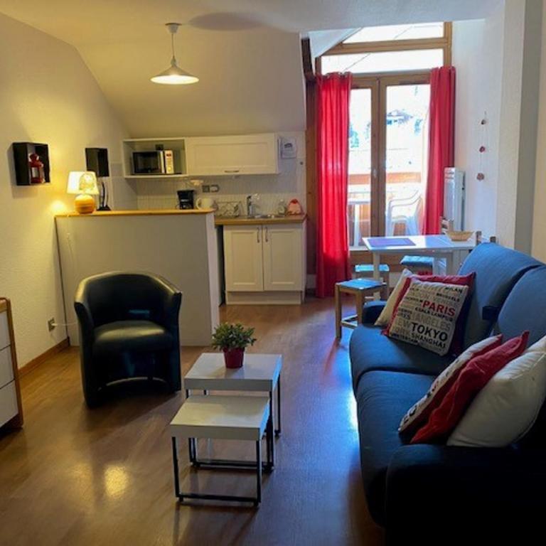 Studio cosy avec balcon sud, WiFi et parking à Brides-les-Bains - Studio - 3