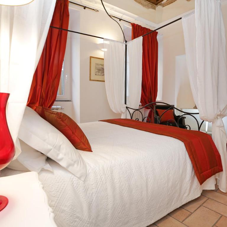 Madonna de' Monti Suites - Camera Matrimoniale Deluxe - 3
