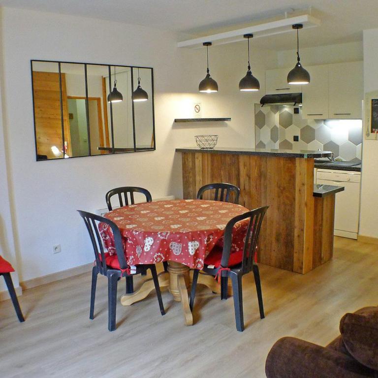 Confortable 3 pièces avec terrasse, idéal pour 6 personnes - FR-1-629-100 - Apartment - 1