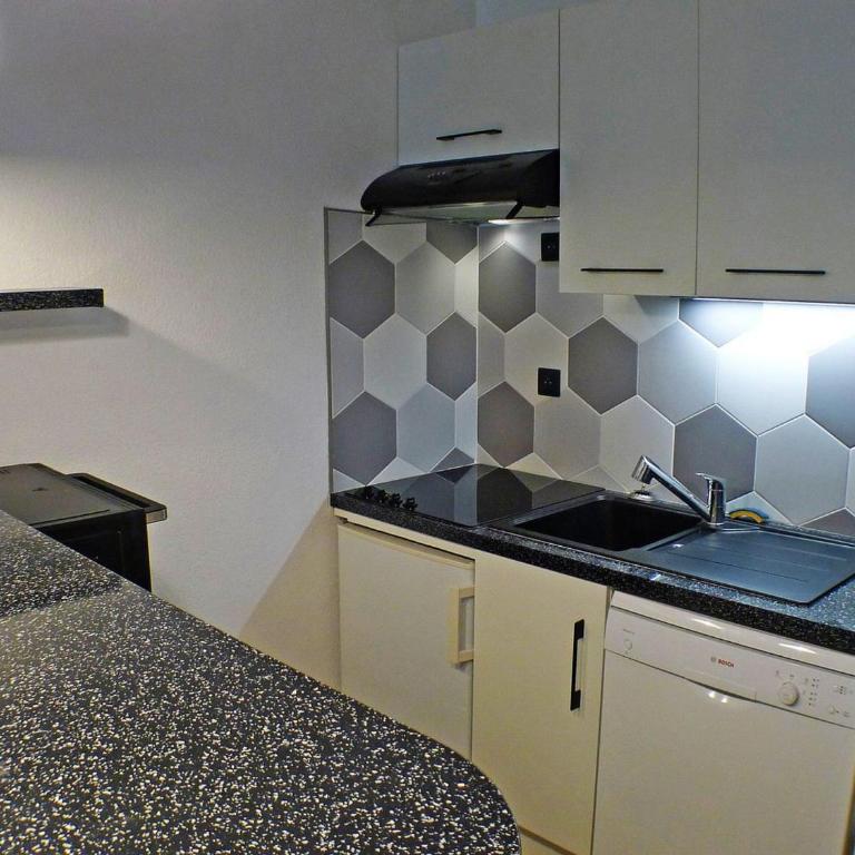 Confortable 3 pièces avec terrasse, idéal pour 6 personnes - FR-1-629-100 - Apartment - 12