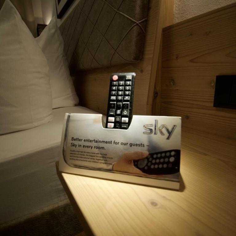 Hotel Brunnenhof - Deluxe Doppelzimmer (2 Erwachsene & 1 Kind) - 3