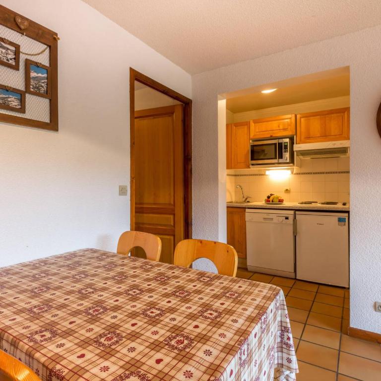 Charmant appartement proche ski et village, animaux admis - FR-1-437-31 - Apartamento (4 adultos) - 8