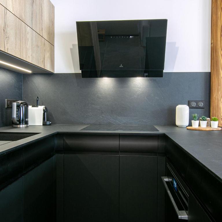 Appartement 3 pièces - 4/5 pers - Terrasse plein sud - Parking & Garage - Proche des pistes - La Clusaz - FR-1-437-74 - Apartamento (4 adultos) - 9