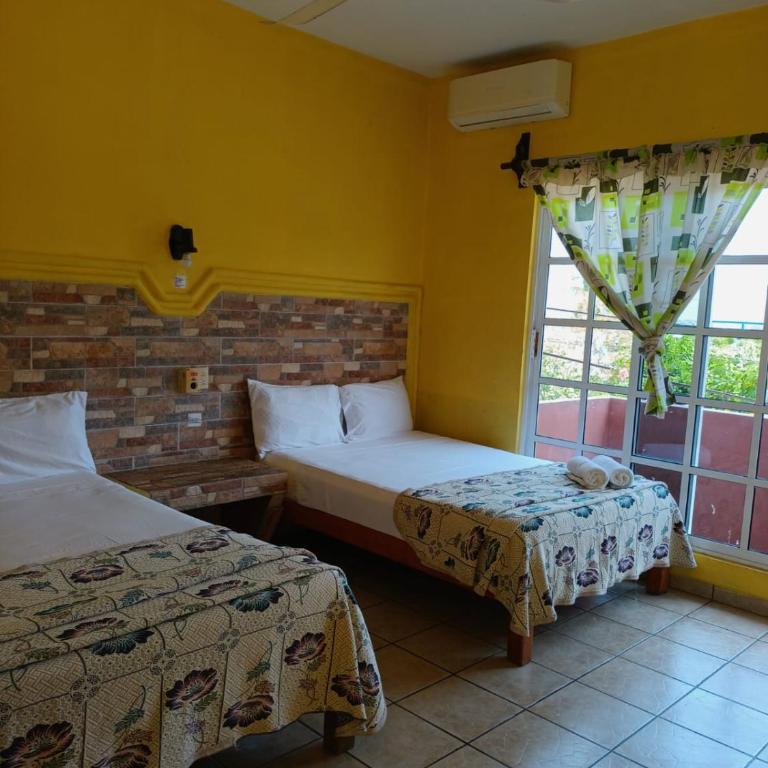 Hotel Casa Juanita - Habitación Doble con vistas al mar - 2 camas - 5