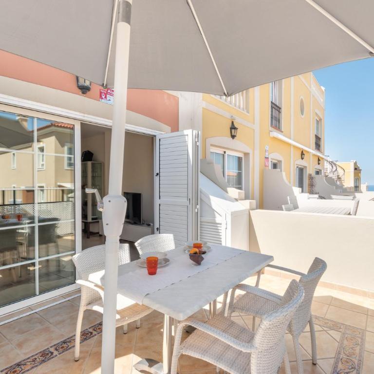 Paraiso J47 PARTIAL SEA VIEW & SUNNY TERRACE 1B - Vacation Home - 1