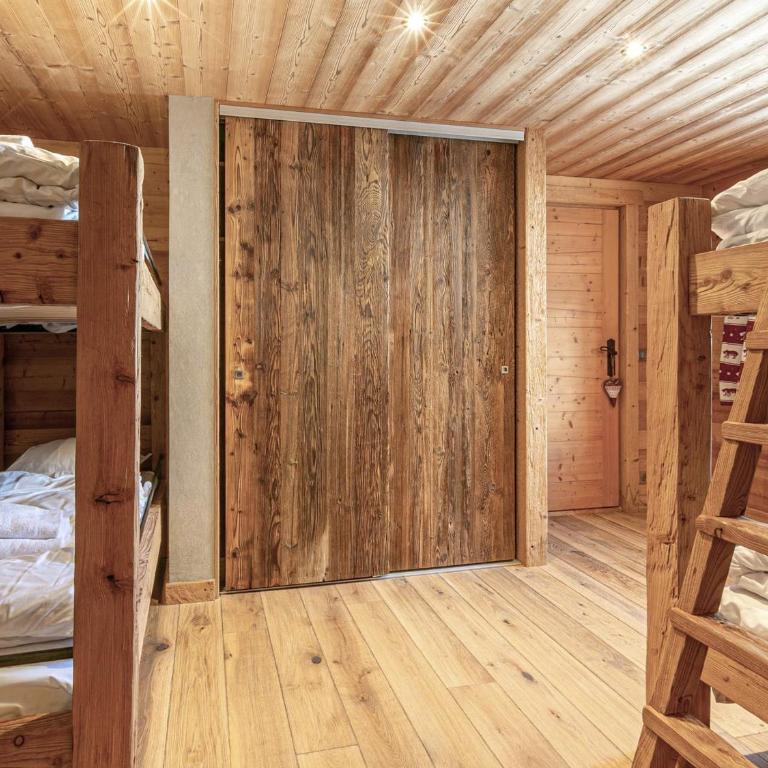 Chalet 4 Étoiles 13 Pers. à La Clusaz - Grande Terrasse, Garage, WIFI, Arrêt Skibus à Proximité - FR-1-437-81 - Chalé (13 adultos) - 11