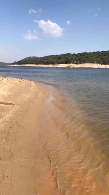 Precioso piso en la playa de Madrid a 45 min del centro de la ciudad - Two-Bedroom Apartment - 12