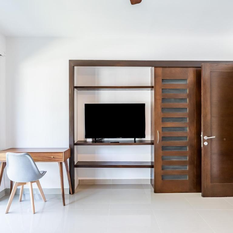 402N Casa Lucerna apts - Two-Bedroom Apartment - 16