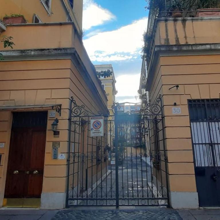 Trastevere St Ariabianca House - Two-Bedroom Apartment - 24