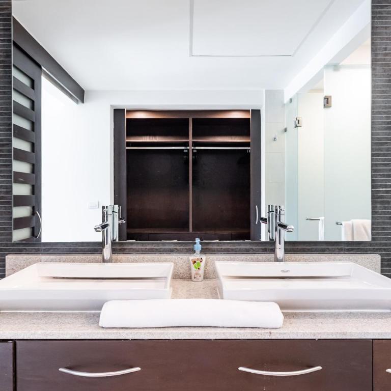 Casa Aruba 403N apts - Two-Bedroom Apartment - 9