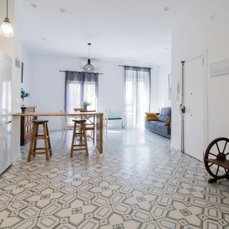 Cozy Flat in City Center Feel the Vibe SelfCheckIn - Two-Bedroom Apartment - 25