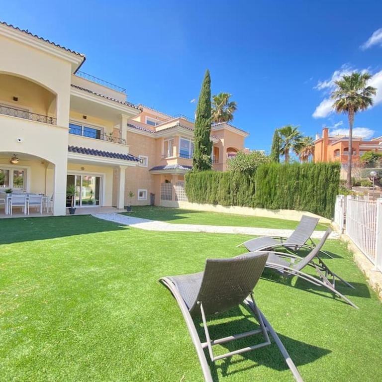 Casa Bongers Altaona Golf - Two-Bedroom Apartment - 4