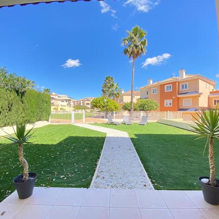 Casa Bongers Altaona Golf - Two-Bedroom Apartment - 8