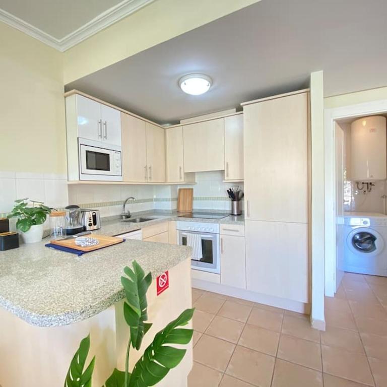 Casa Bongers Altaona Golf - Two-Bedroom Apartment - 26