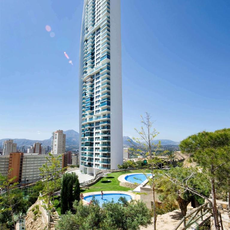 Skyline 39 Increíbles vistas al mar desde la terraza privada en la planta 39 - Two-Bedroom Apartment - 7