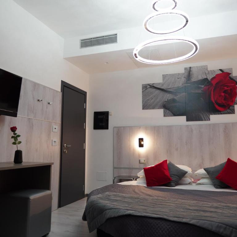 Hotel Canarino - Camera Tripla Romantic - 3