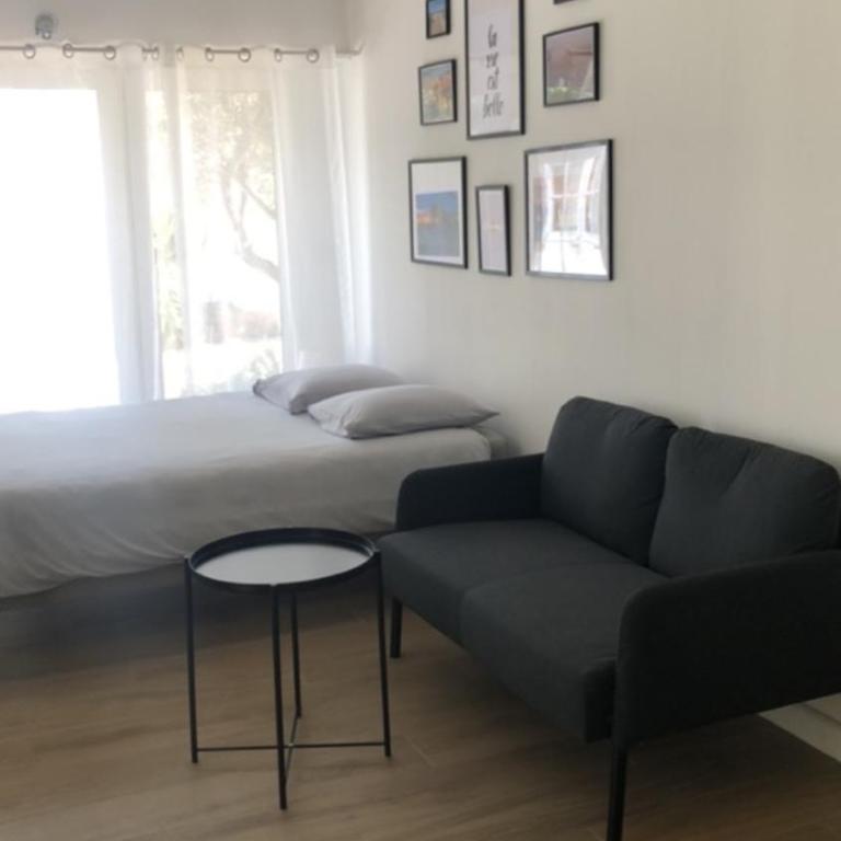 Studio refait à neuf avec jardin Aigues Mortes - Apartment mit 1 Schlafzimmer - 1