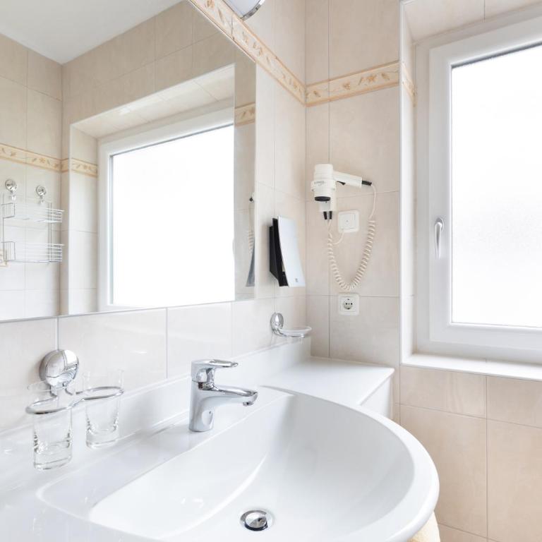 Pension Glockenstuhl - Apartment mit 4 Schlafzimmern (8 Erwachsene) - 8