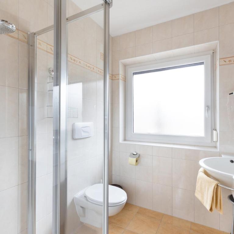Pension Glockenstuhl - Apartment mit 4 Schlafzimmern (8 Erwachsene) - 14