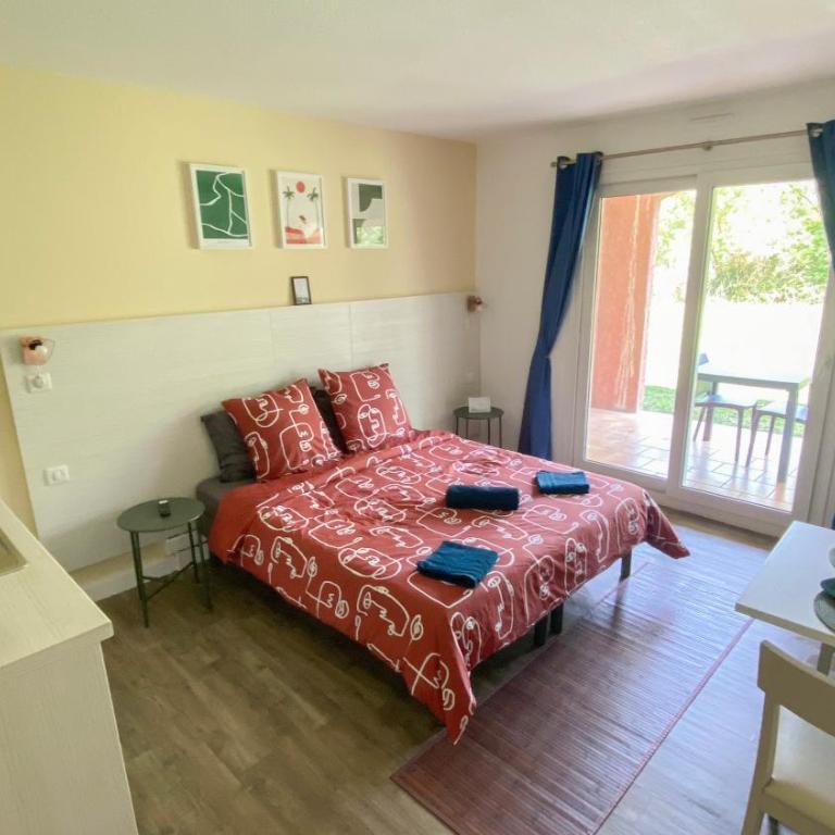 Joli studio Camargue Lou Rouge Arles - Appartement 1 Chambre - 1