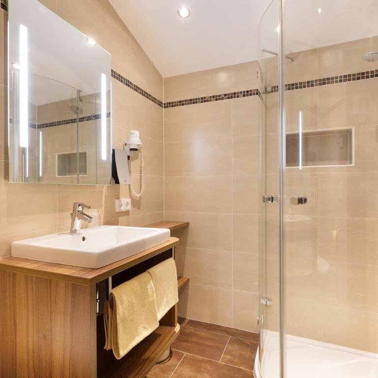 Pension Glockenstuhl - Apartment mit 3 Schlafzimmern (6 Erwachsene) - 11