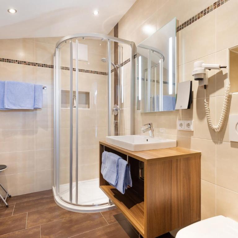 Pension Glockenstuhl - Apartment mit 3 Schlafzimmern (6 Erwachsene) - 16