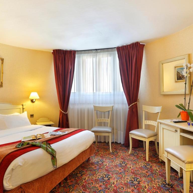 The Originals City Hotel Paix Republique - Chambre Double ou Lits Jumeaux avec Canapé-Lit - 2