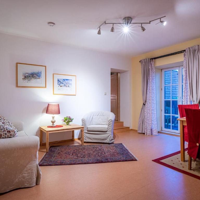 Ferienwohnungen Hotel Garni Dörflerwirt - Apartamento con balcón - 2