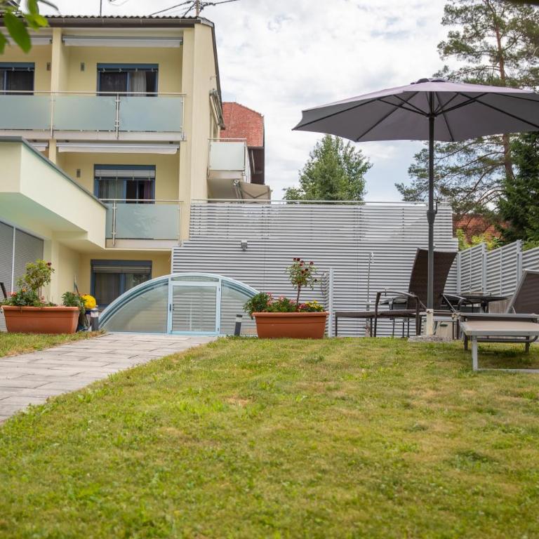 enJoy Appartements - Apartment mit Terrasse - 20
