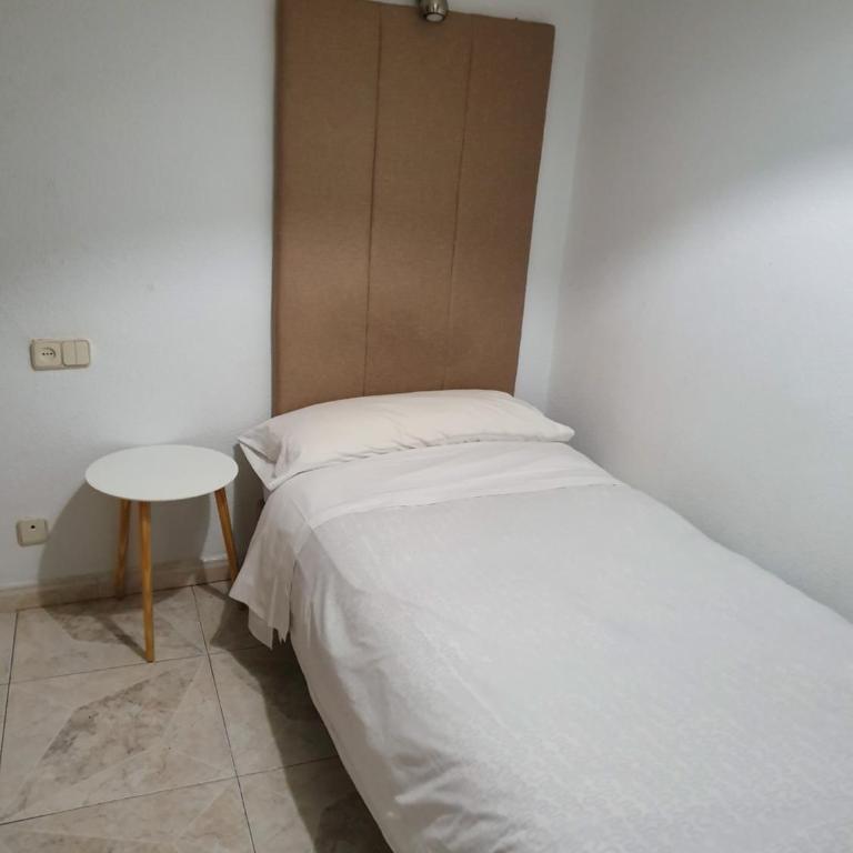 Hostal Kryse&Breogan -Madrid centro Gran Vía- - Chambre Simple avec Salle de Bains Privative - 8
