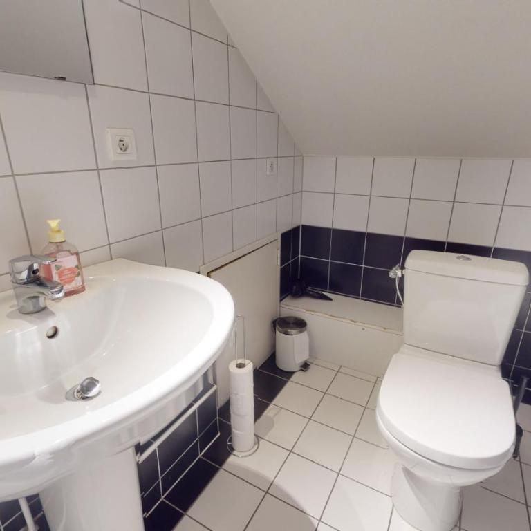 ColmarAppart Vauban - Appartement en Duplex avec Terrasse Loux - 4 Chambres et 3 Salles de Bains - 195 m² - 6
