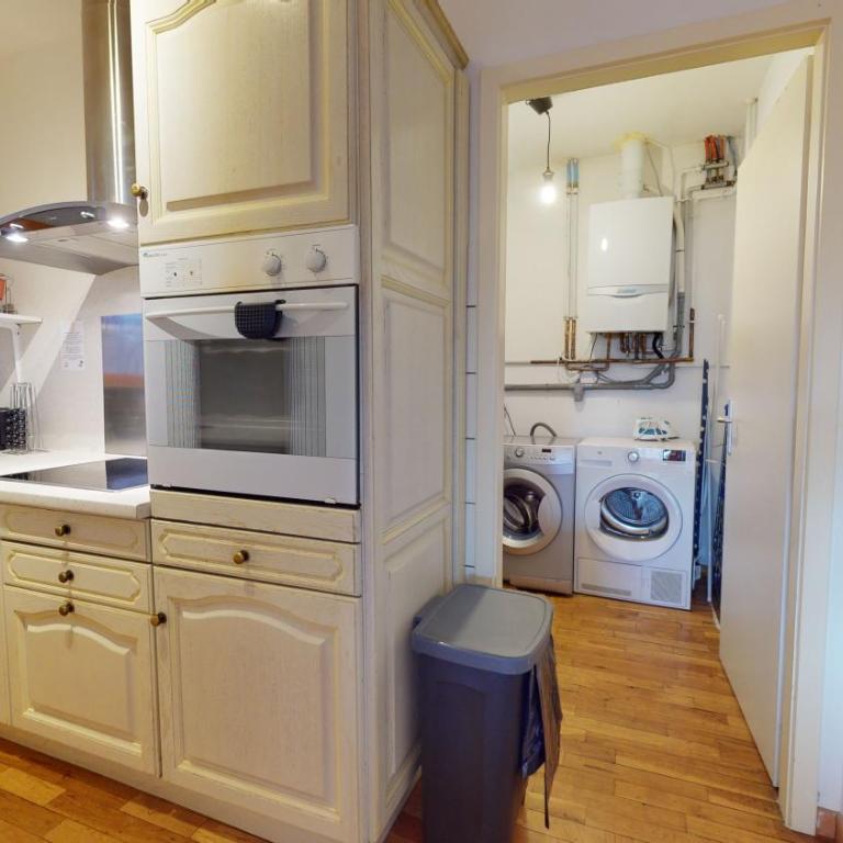 ColmarAppart Vauban - Appartement en Duplex avec Terrasse Loux - 4 Chambres et 3 Salles de Bains - 195 m² - 10