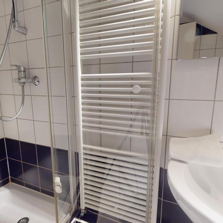 ColmarAppart Vauban - Appartement en Duplex avec Terrasse Loux - 4 Chambres et 3 Salles de Bains - 195 m² - 15