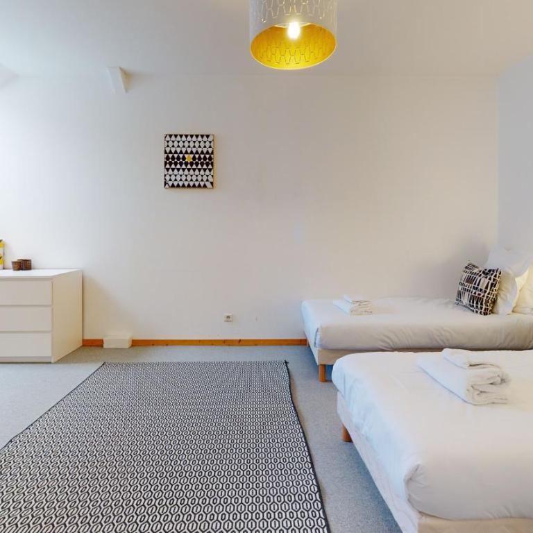 ColmarAppart Vauban - Appartement en Duplex avec Terrasse Loux - 4 Chambres et 3 Salles de Bains - 195 m² - 41