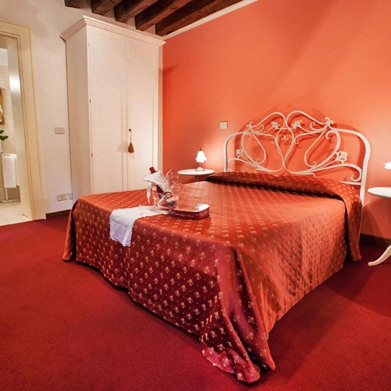 Maison San Marco - Camera Matrimoniale con Bagno Privato - 5
