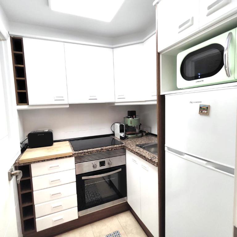 Bonito apartamento en la playa - One-Bedroom Apartment - 29