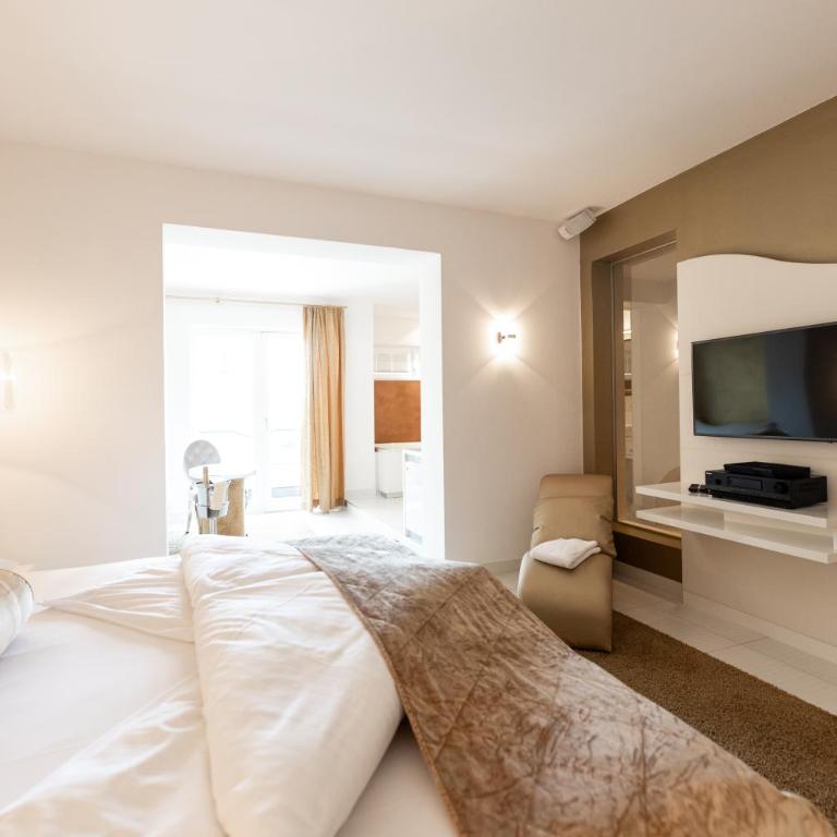 Maiers Kuschelhotel Loipersdorf - ADULTS ONLY - Junior Suite - 4