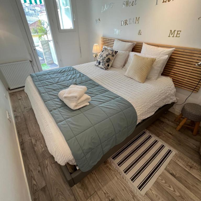 Cosy Lumineux 1 Chambre Calme Central-Terrasse 10 minutes Palais 5 min Centre - Appartement avec Terrasse - 13