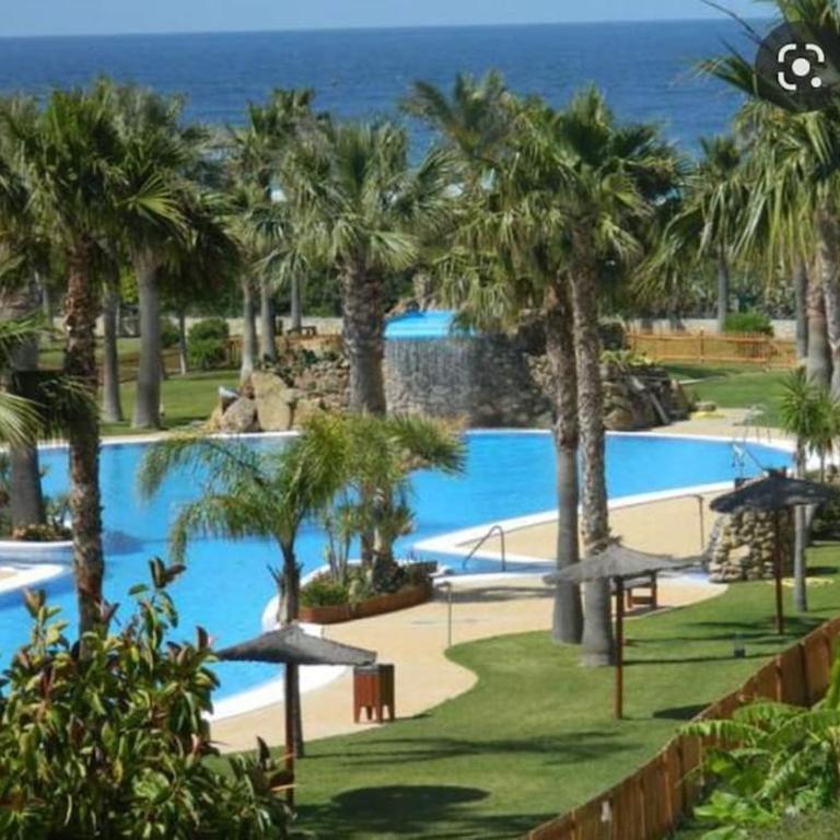 1ra línea playa Zahara Atlanterra piscina parking - Apartamento de 2 dormitorios - 1