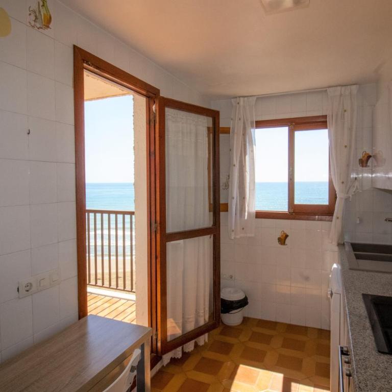 Apartamento con vistas frontales - Primera línea Playa Cargador - ALBERT VILLAS - Apartamento con vistas al mar - 19