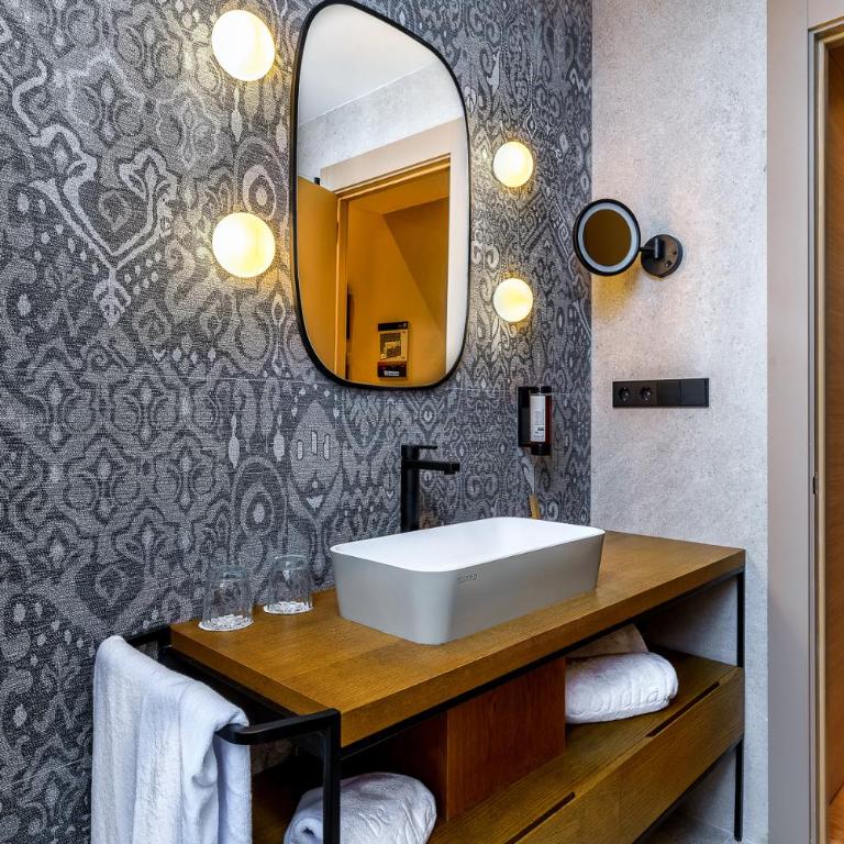 Boutique Hotel Cordial Plaza Mayor de Santa Ana - Habitación Doble - 3
