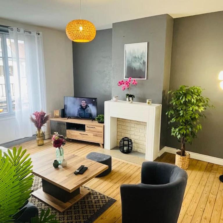 « Bel’ Epoque » proche vieille ville 6 pers, WIFI - Appartamento con 2 Camere da Letto - 1