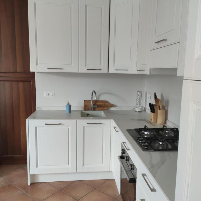 Private Garden Giardino Privato a Bardolino - House Amorino - Two-Bedroom Apartment with Private Garden - 30