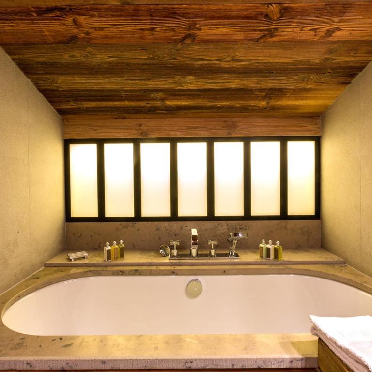 Chalet de luxe 5 pièces avec cheminée et conciergerie à Val-d'Isère - FR-1-694-23 - Appartement - 14