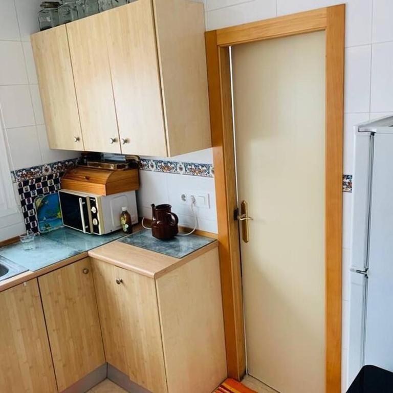 Casa con terraza en barrio marinero - Casa de 2 dormitorios - 2