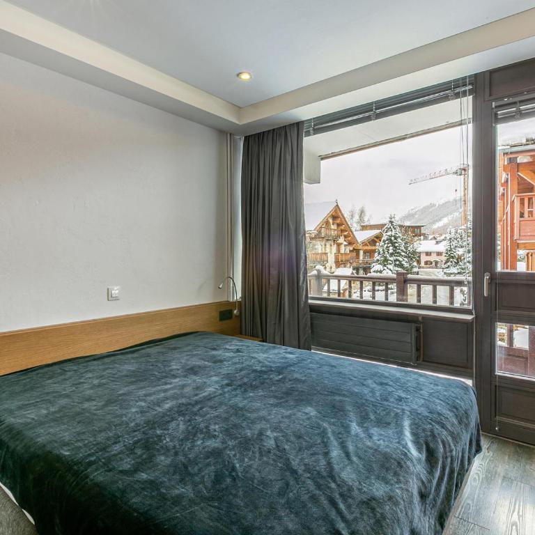 Appartement élégant et rénové, idéalement situé sur le front de neige à Val d'Isère, proche du village - FR-1-694-262 - Appartement - 7