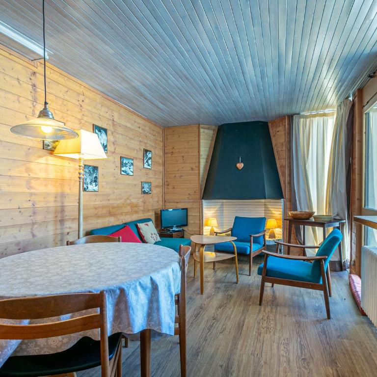 Charmant 3 pièces avec balcon, Wifi, acceptant animaux, au centre de Val-d'Isère - FR-1-694-252 - Appartement - 8